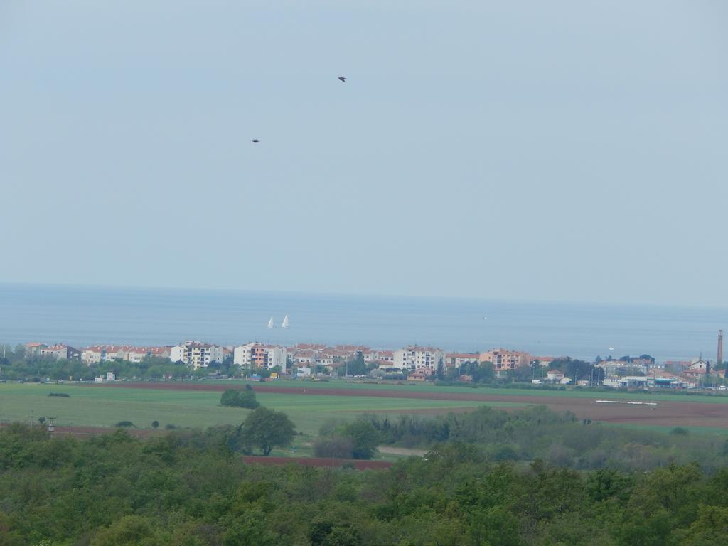 Apartments Vilanija Екстериор снимка